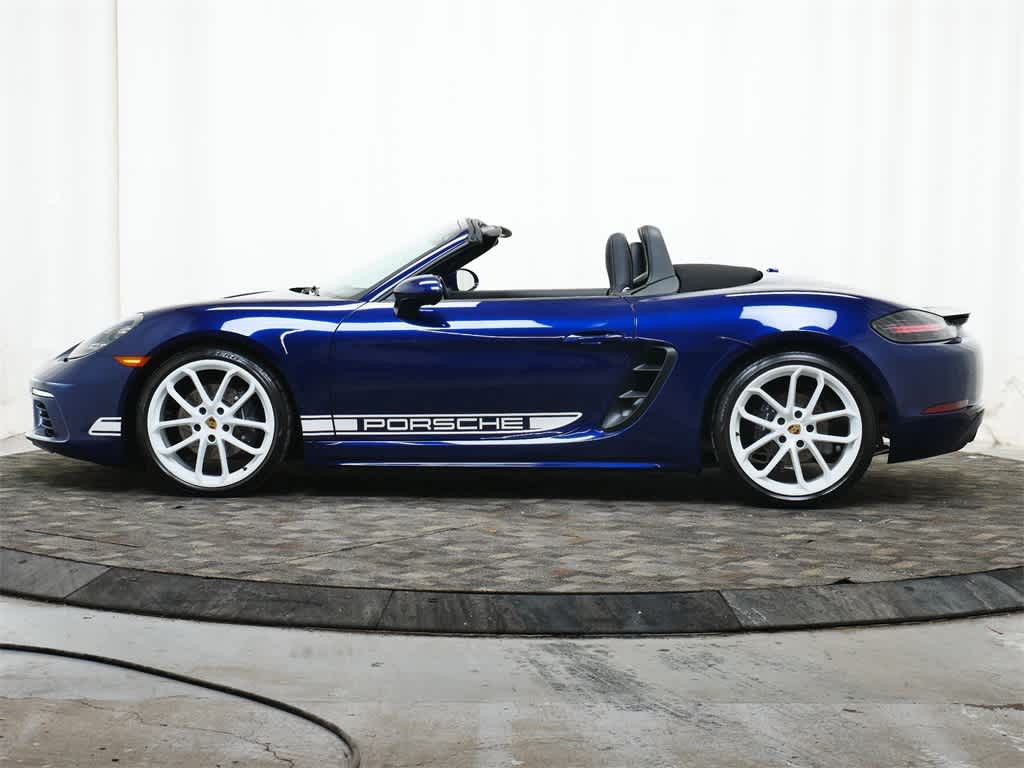Thumbnail: 2024 Porsche 718 Boxster - 2