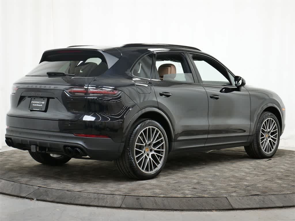 Thumbnail: 2022 Porsche Cayenne - 7