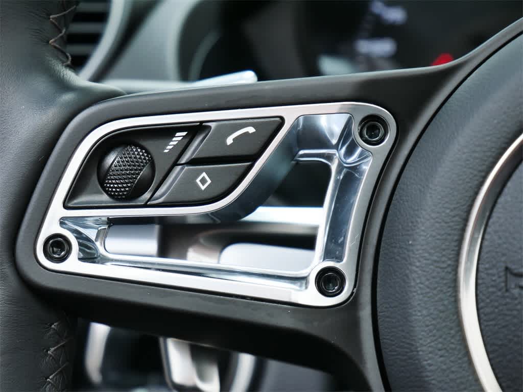 Thumbnail: 2024 Porsche 718 Boxster - 15