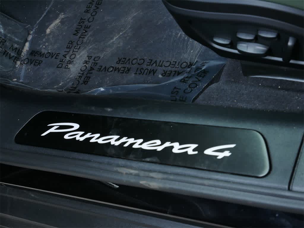 Thumbnail: 2025 Porsche Panamera - 13