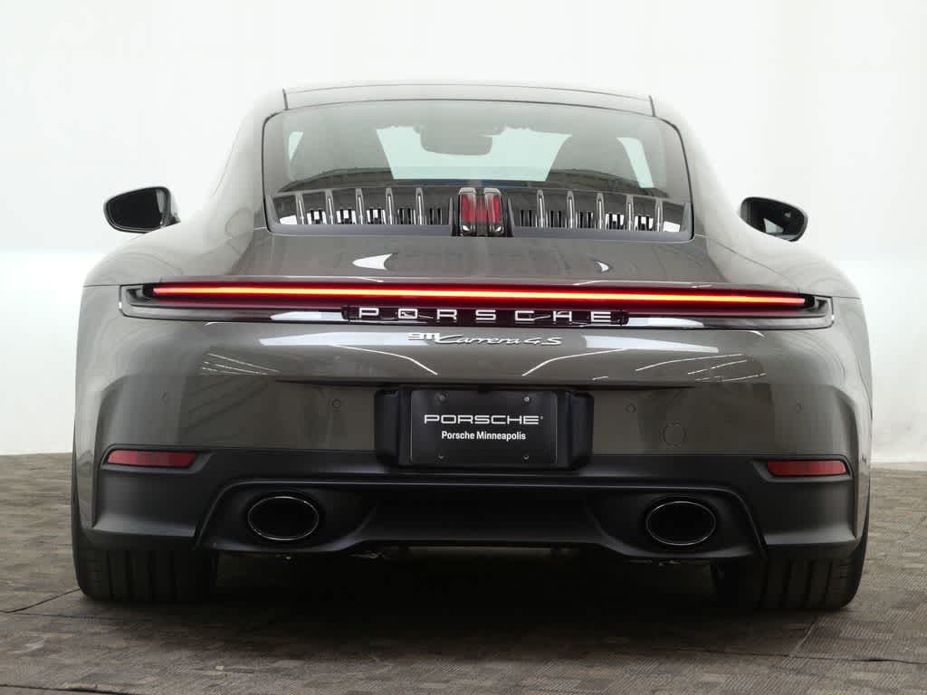 Thumbnail: 2026 Porsche 911 - 6