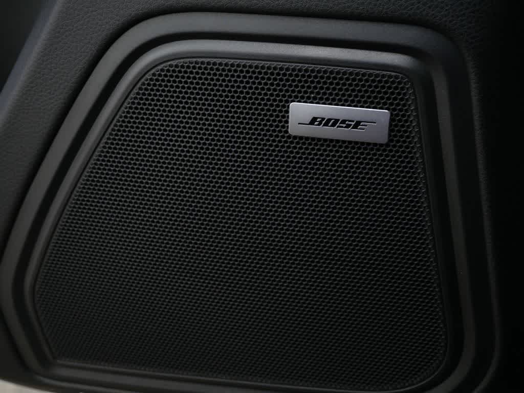 Thumbnail: 2025 Porsche Macan - 16