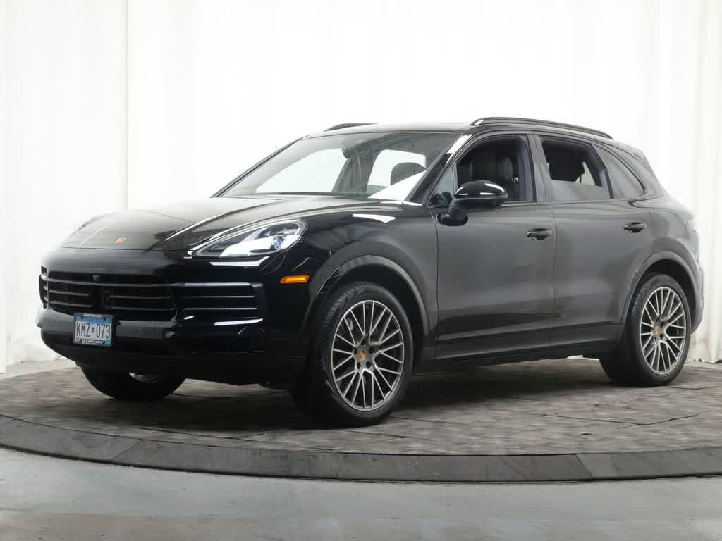 Thumbnail: 2023 Porsche Cayenne - 1