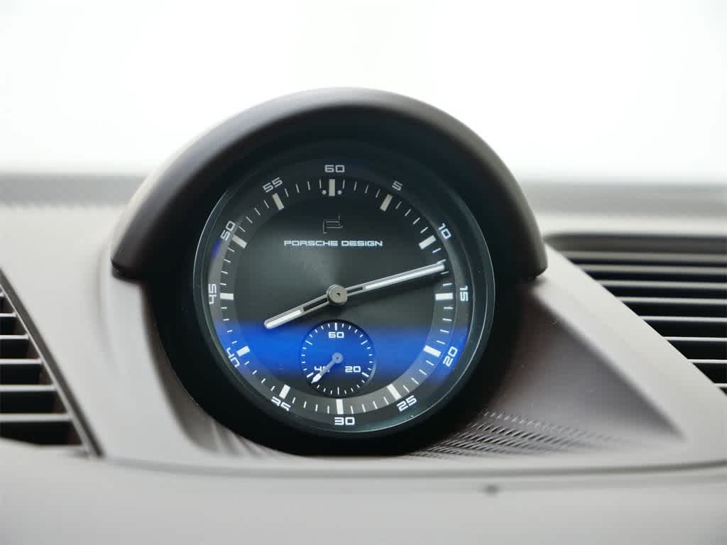 Thumbnail: 2025 Porsche Panamera - 26