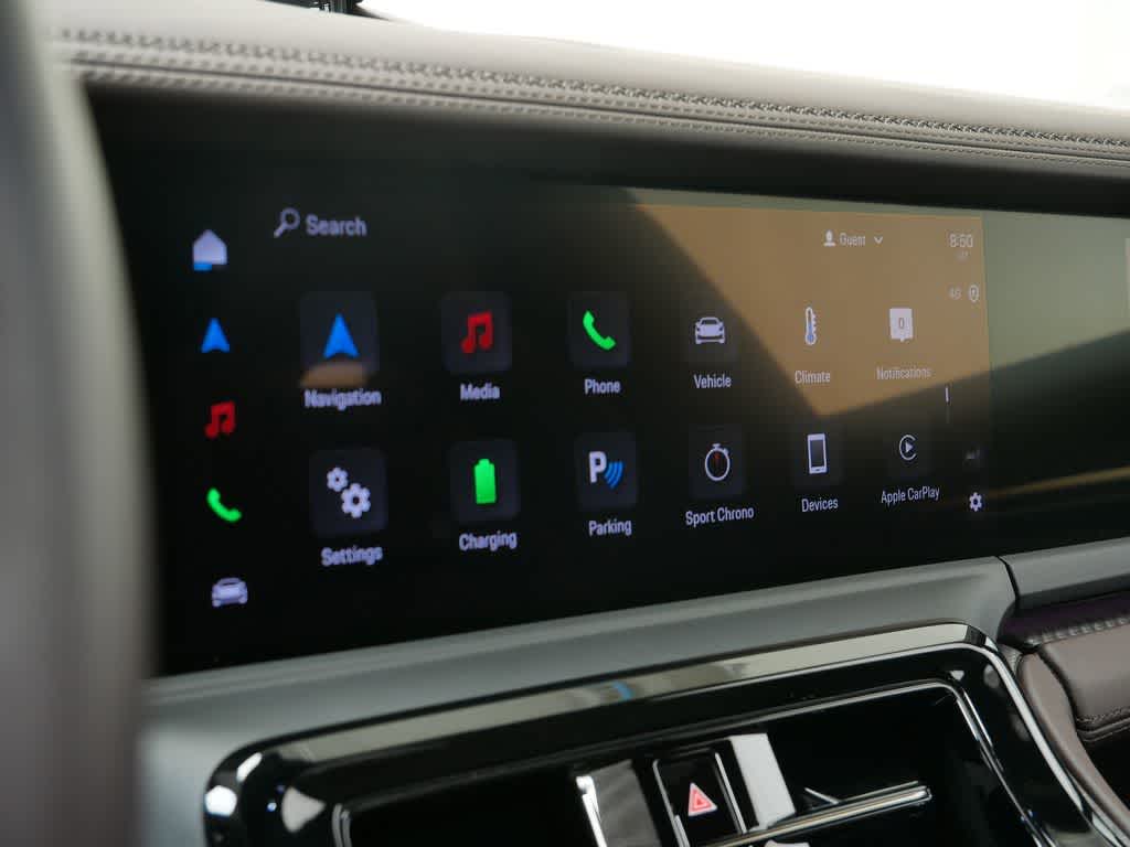 Thumbnail: 2025 Porsche Panamera - 30