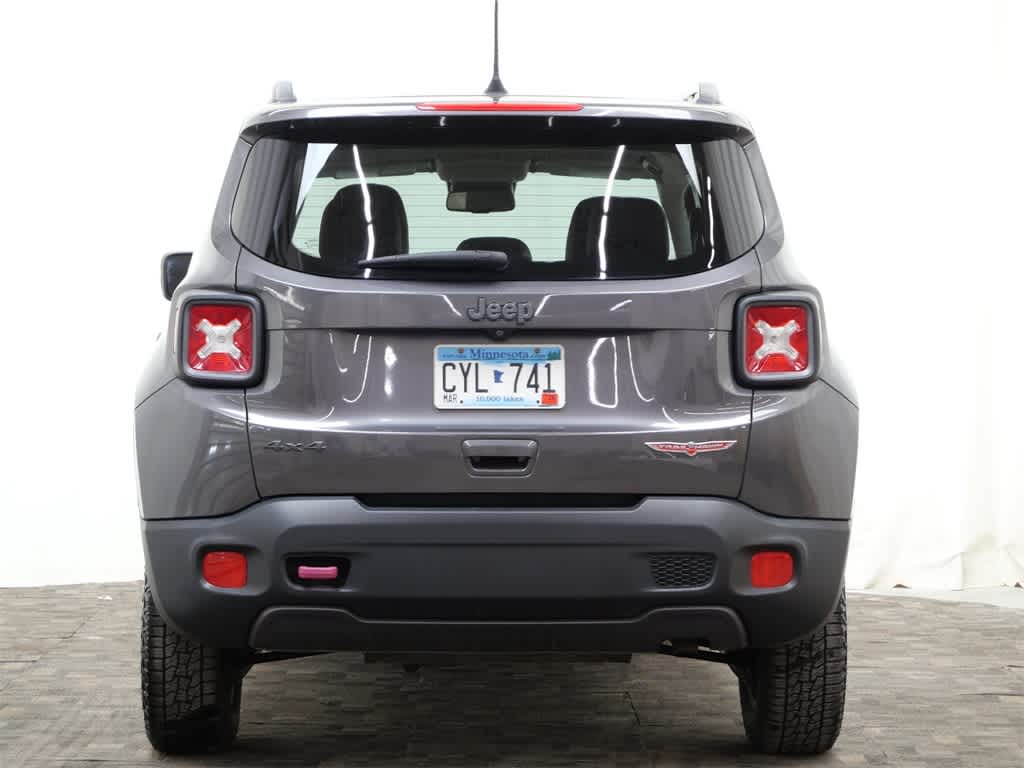 Thumbnail: 2018 Jeep Renegade - 6