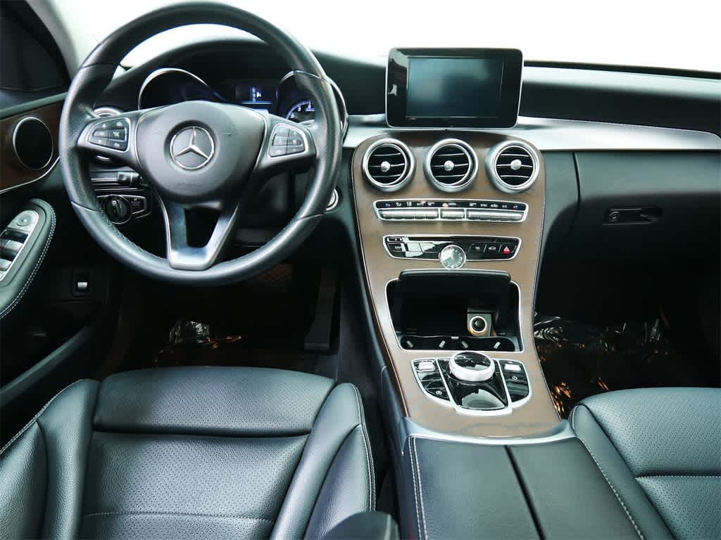 Thumbnail: 2017 Mercedes-Benz C-Class - 16