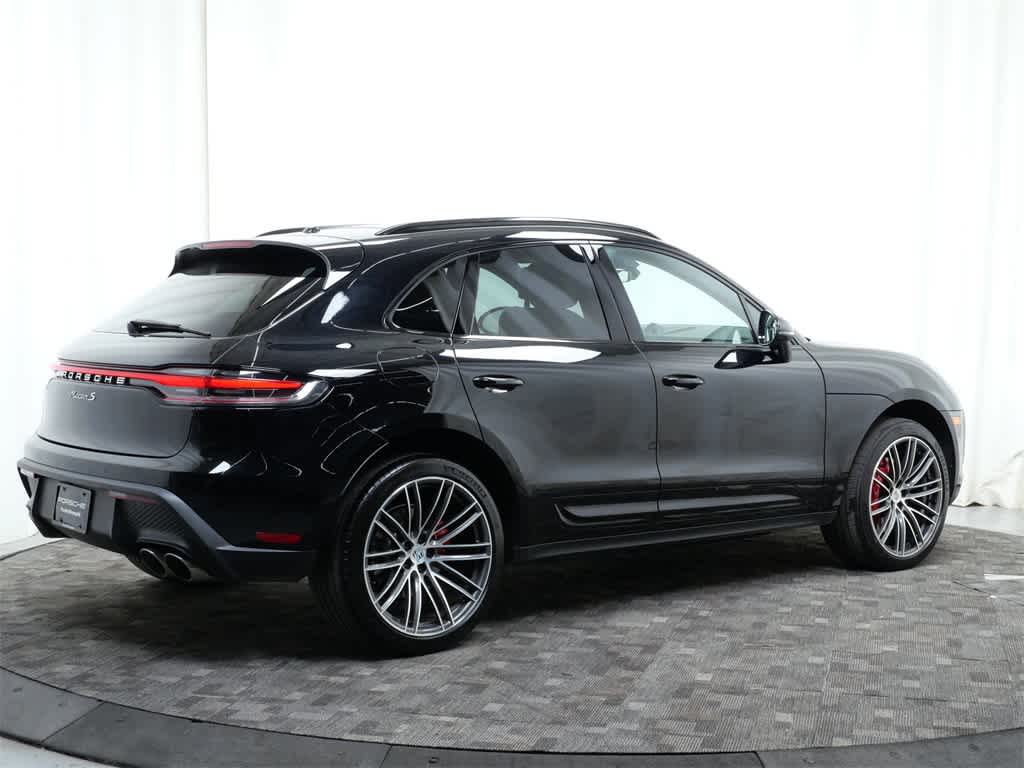 Thumbnail: 2024 Porsche Macan - 7