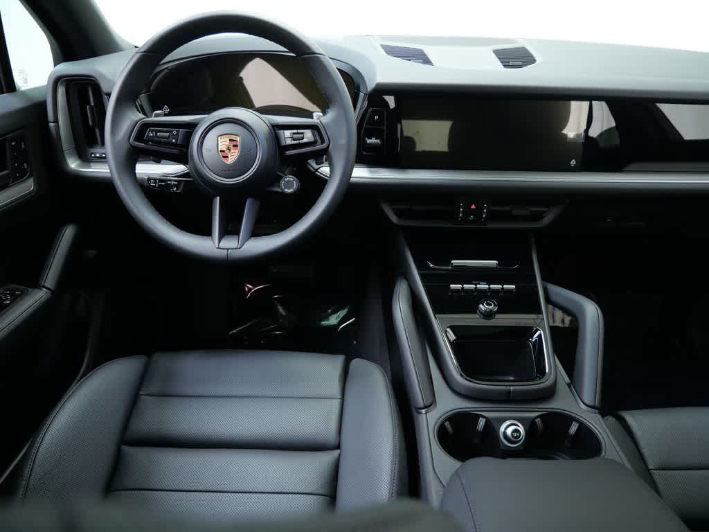 Thumbnail: 2026 Porsche Cayenne - 16