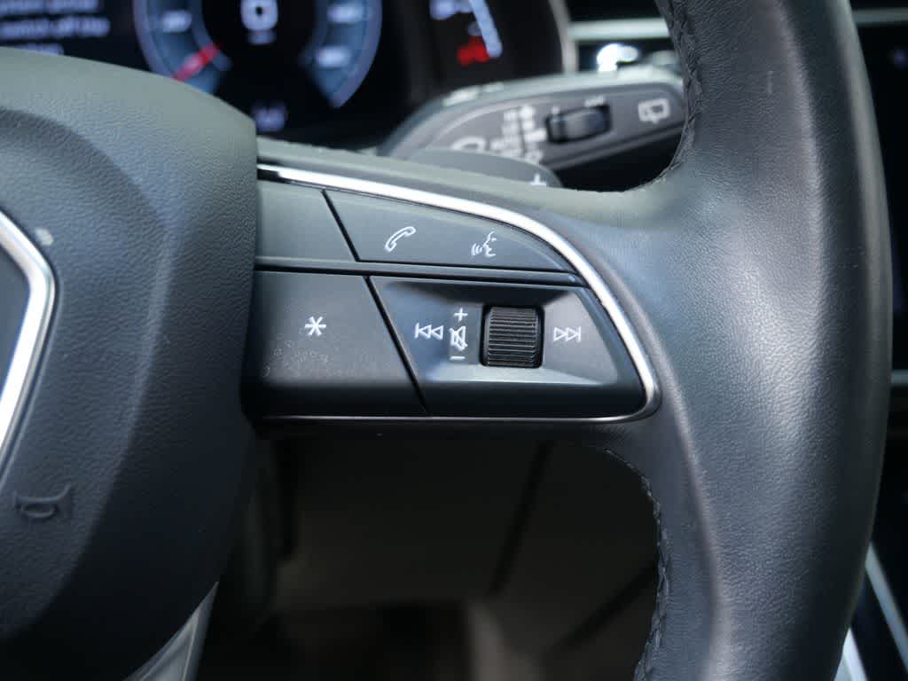 Thumbnail: 2021 Audi Q7 - 23