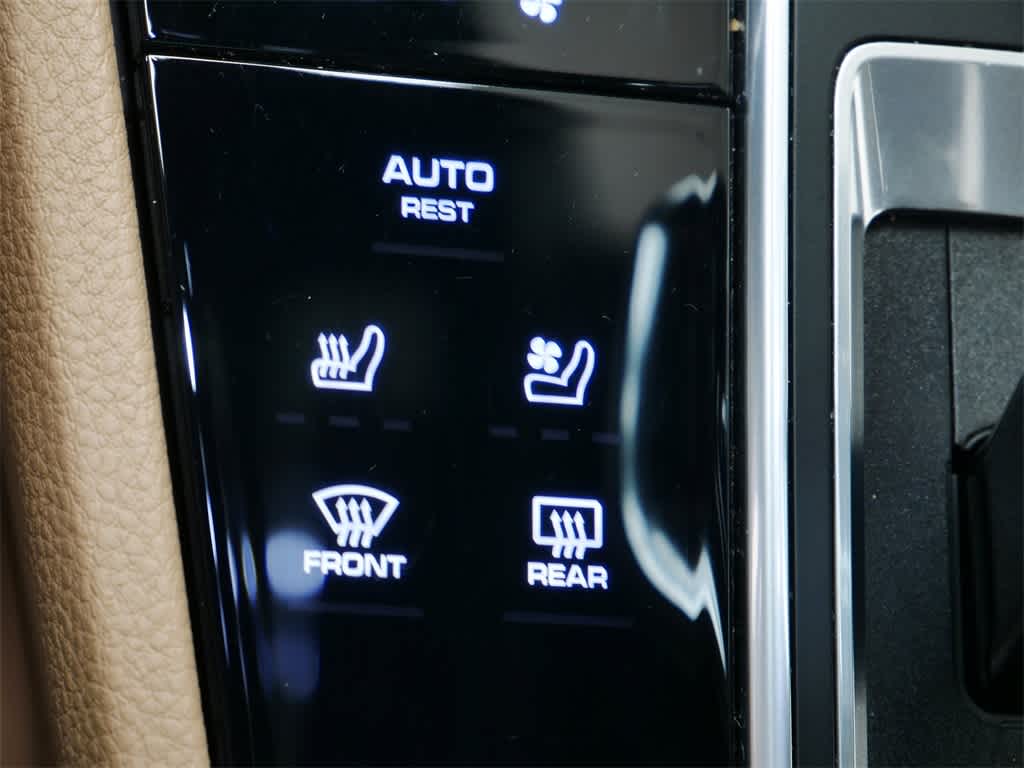 Thumbnail: 2023 Porsche Cayenne - 29