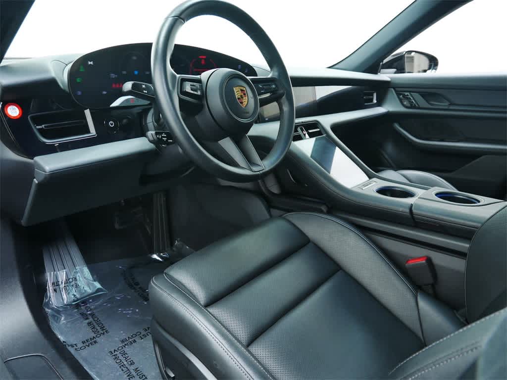Thumbnail: 2021 Porsche Taycan - 4