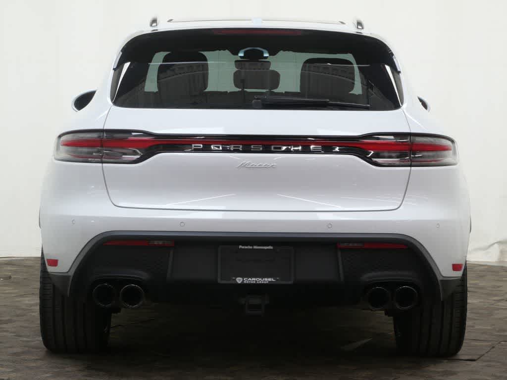Thumbnail: 2025 Porsche Macan - 6