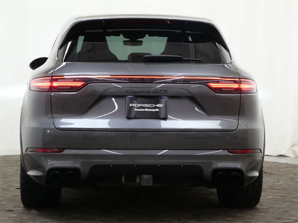 Thumbnail: 2023 Porsche Cayenne - 6