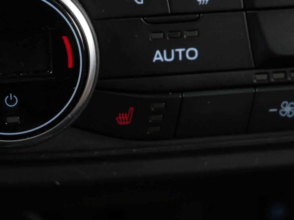 Thumbnail: 2022 Ford Maverick - 26