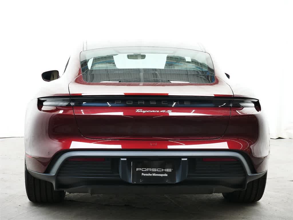 Thumbnail: 2022 Porsche Taycan - 6