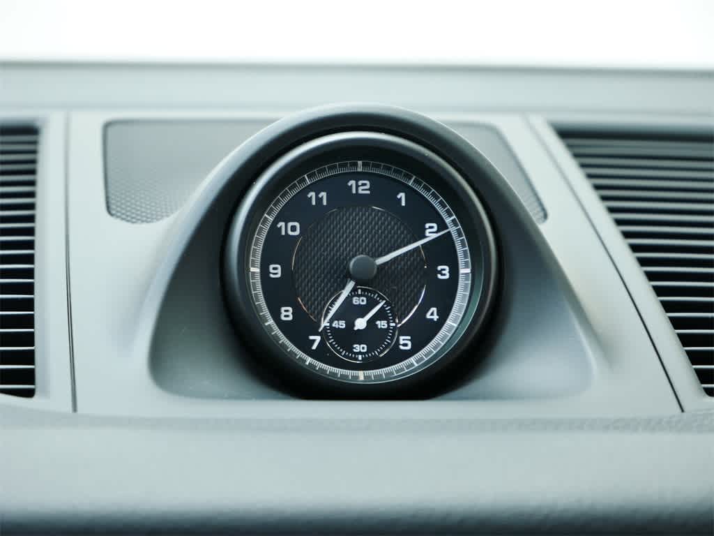 Thumbnail: 2026 Porsche Macan - 22