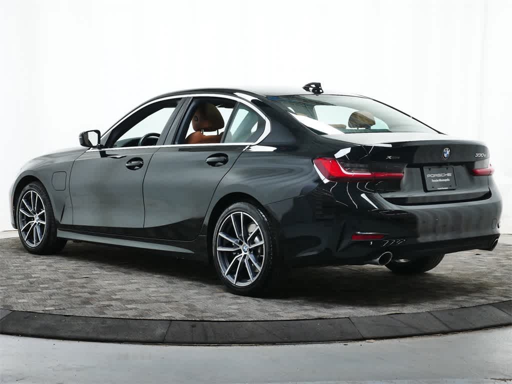 Thumbnail: 2021 BMW 3 Series - 3
