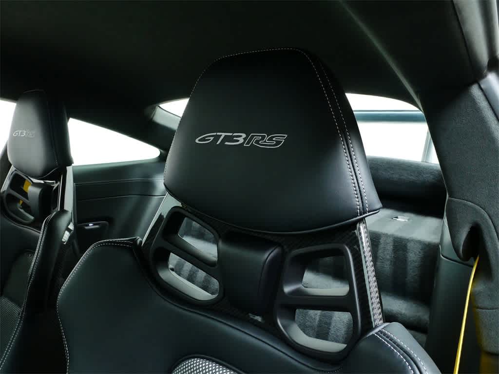 Thumbnail: 2025 Porsche 911 - 15