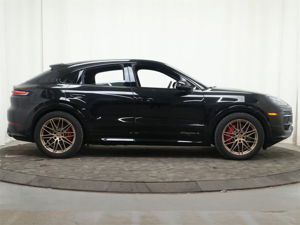 Thumbnail: 2025 Porsche Cayenne - 8