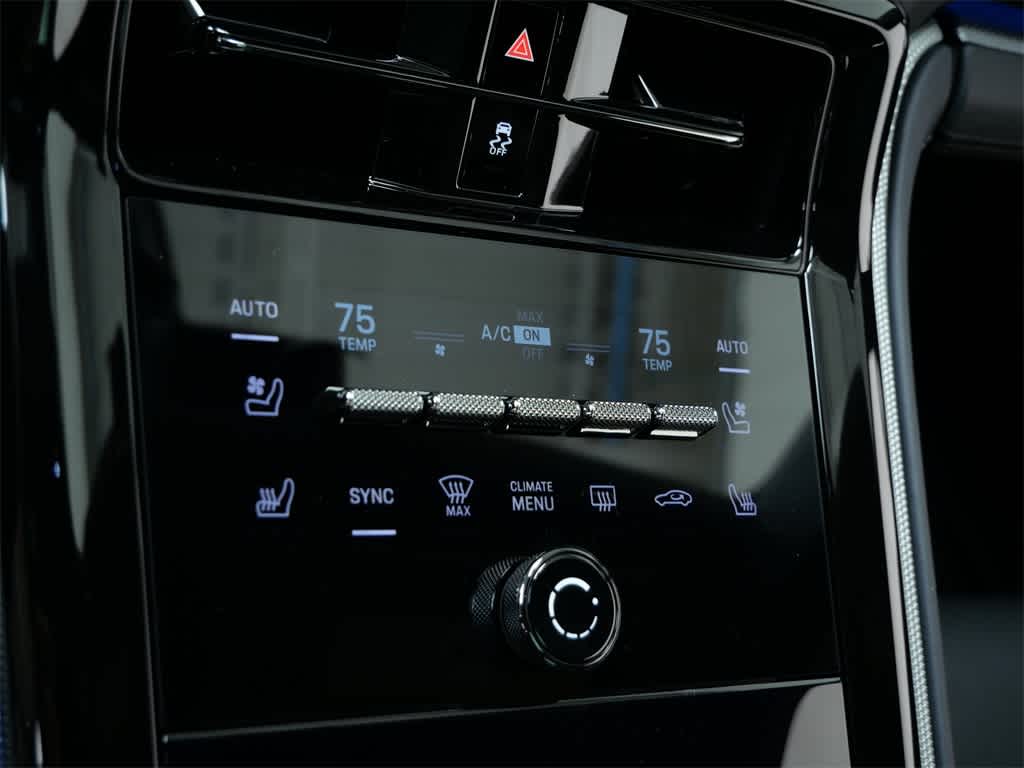 Thumbnail: 2024 Porsche Panamera - 25