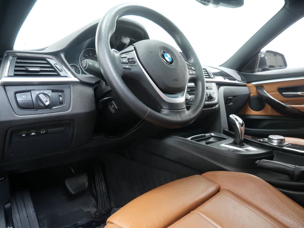 Thumbnail: 2016 BMW 4 Series - 4