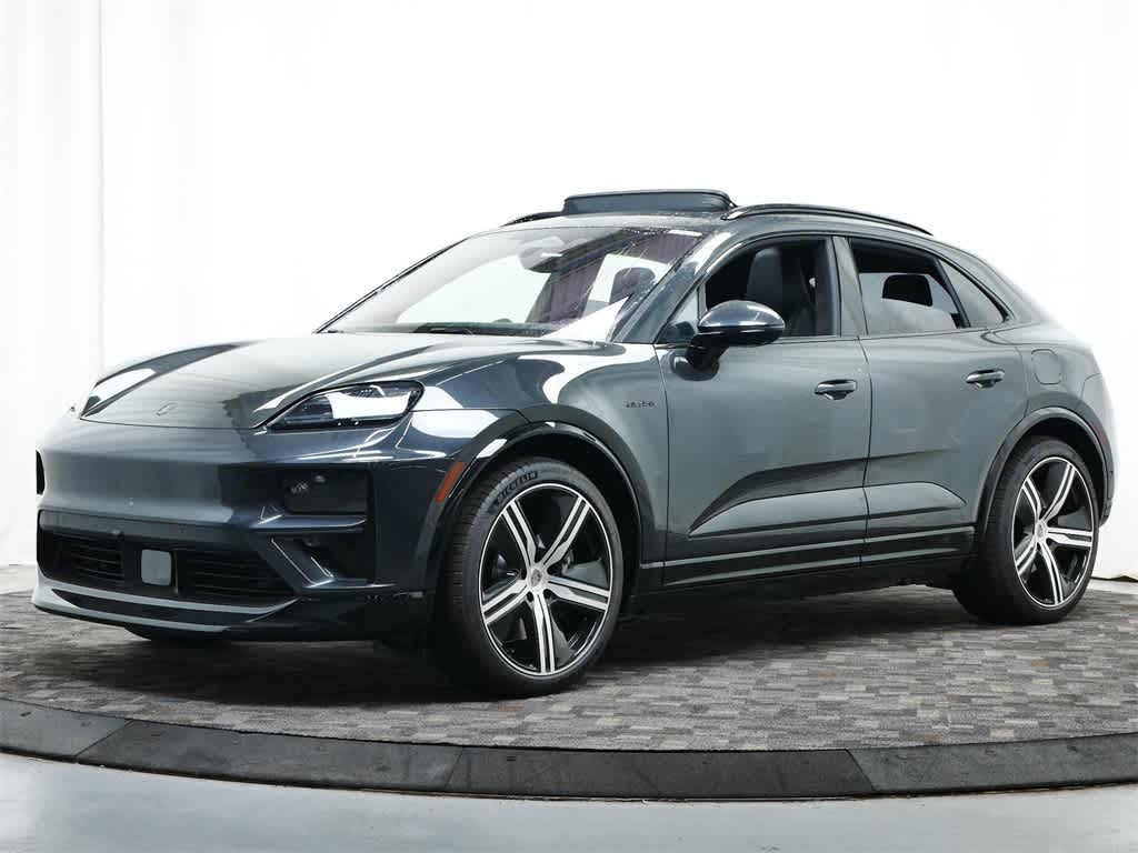 Thumbnail: 2025 Porsche Macan - 1