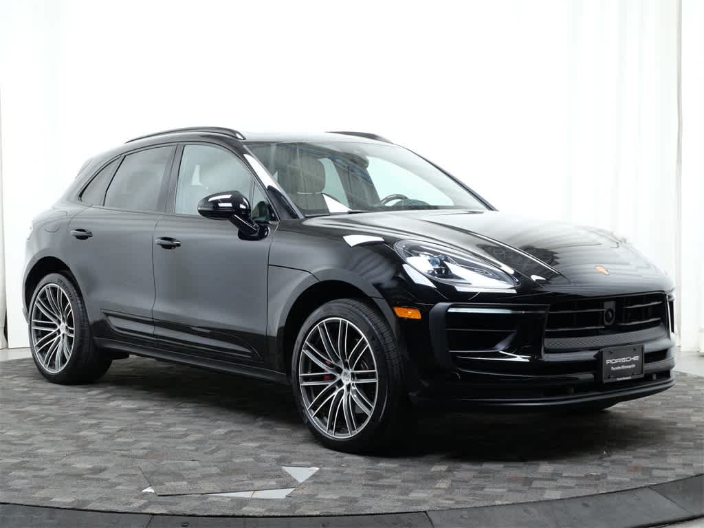 Thumbnail: 2024 Porsche Macan - 9