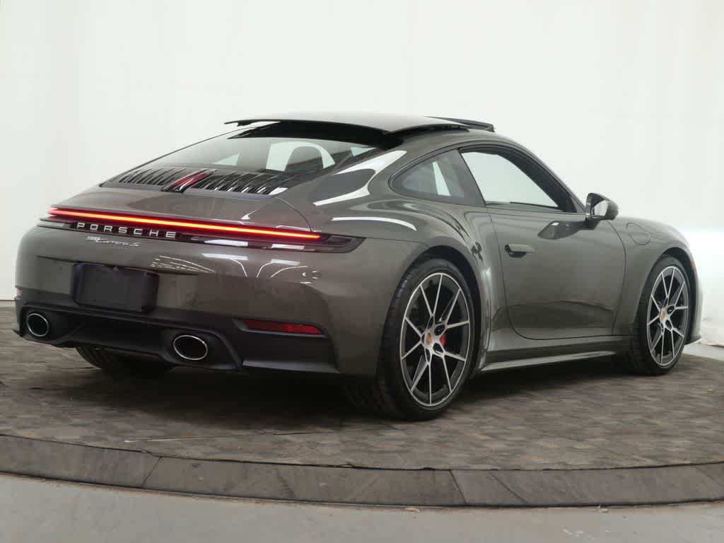 Thumbnail: 2026 Porsche 911 - 7