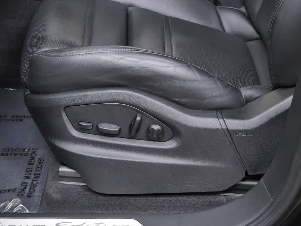 Thumbnail: 2023 Porsche Cayenne - 12