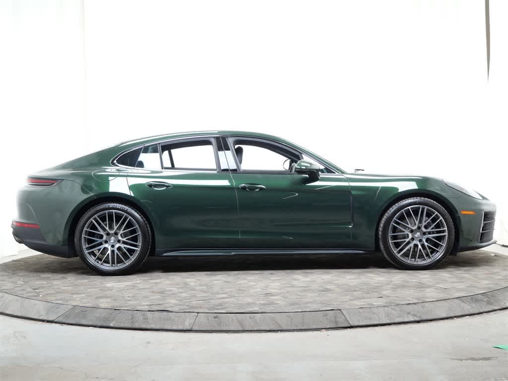 Thumbnail: 2024 Porsche Panamera - 8