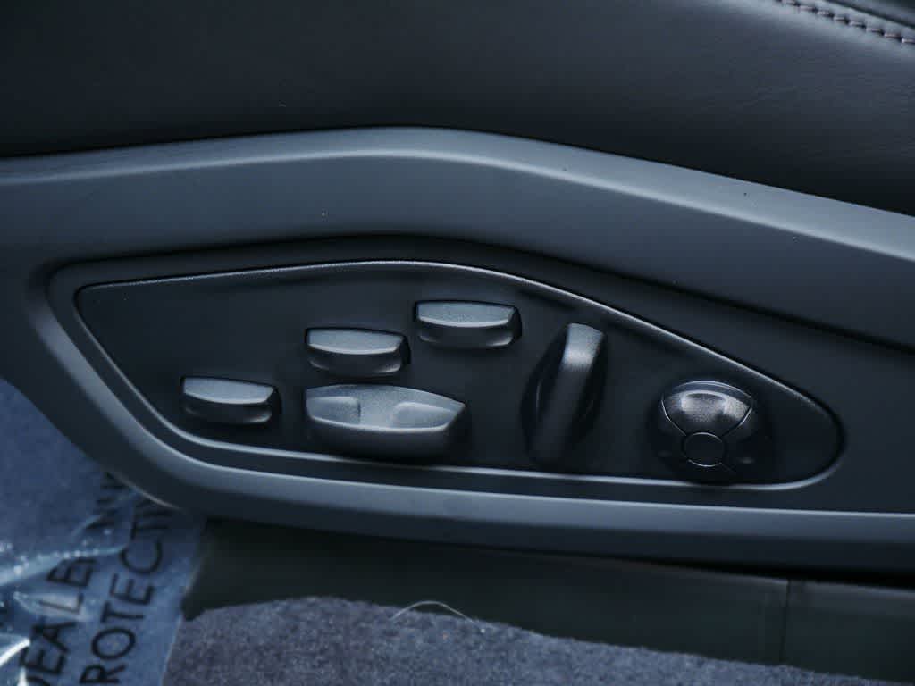 Thumbnail: 2026 Porsche Taycan - 13