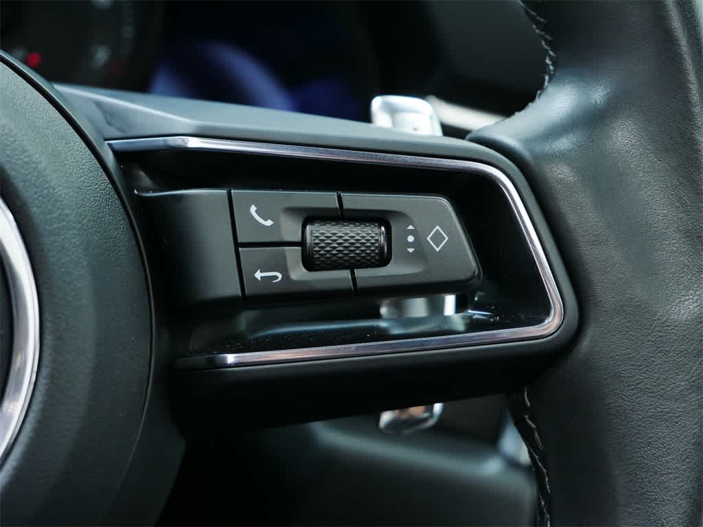 2025 Porsche Macan  20