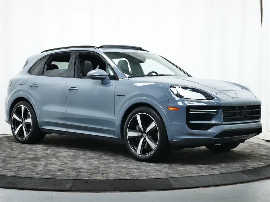 Thumbnail: 2025 Porsche Cayenne - 9