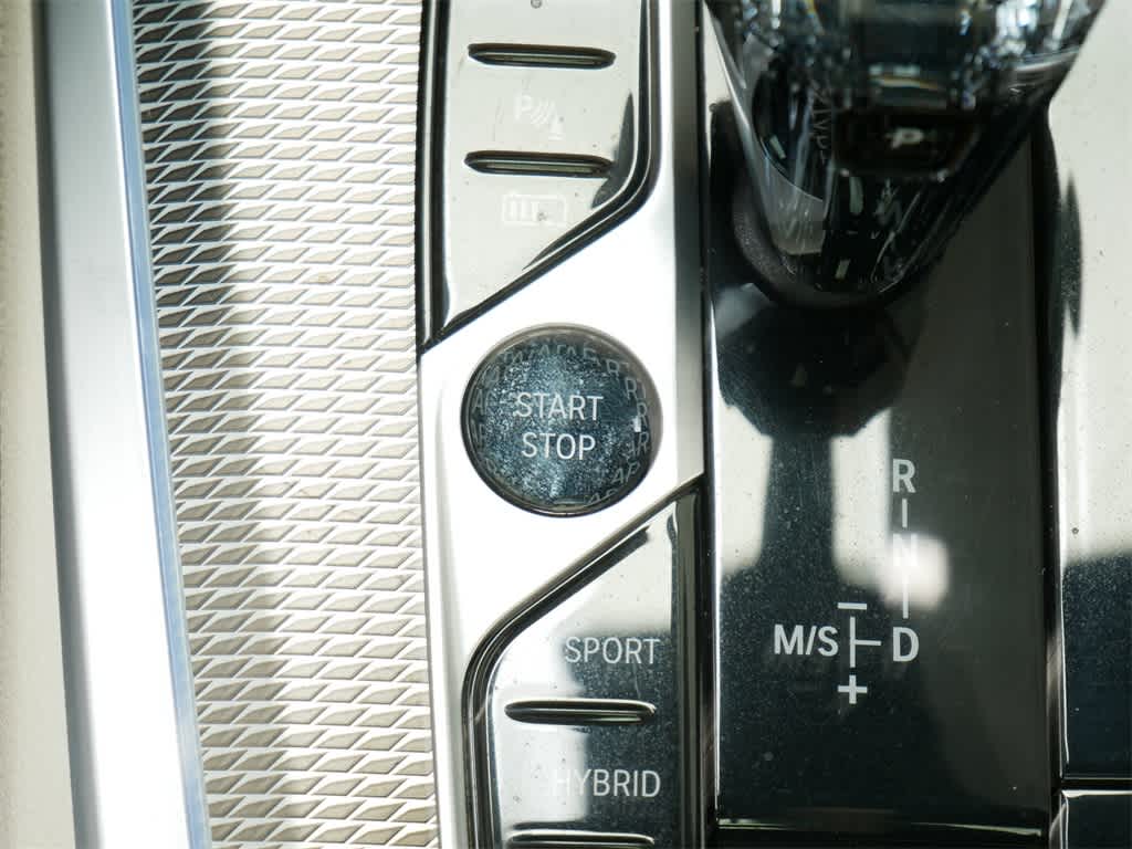 Thumbnail: 2021 BMW X5 - 27