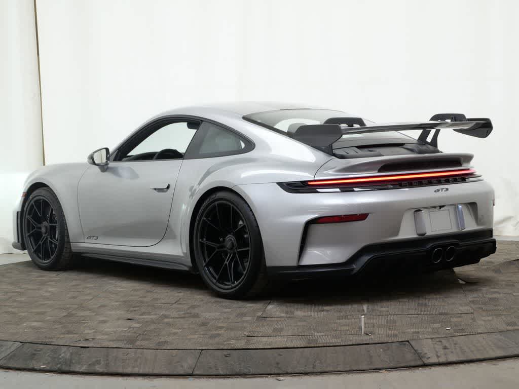 Thumbnail: 2026 Porsche 911 - 3