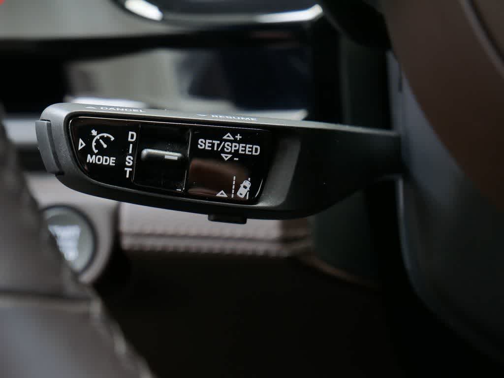 Thumbnail: 2025 Porsche Panamera - 22