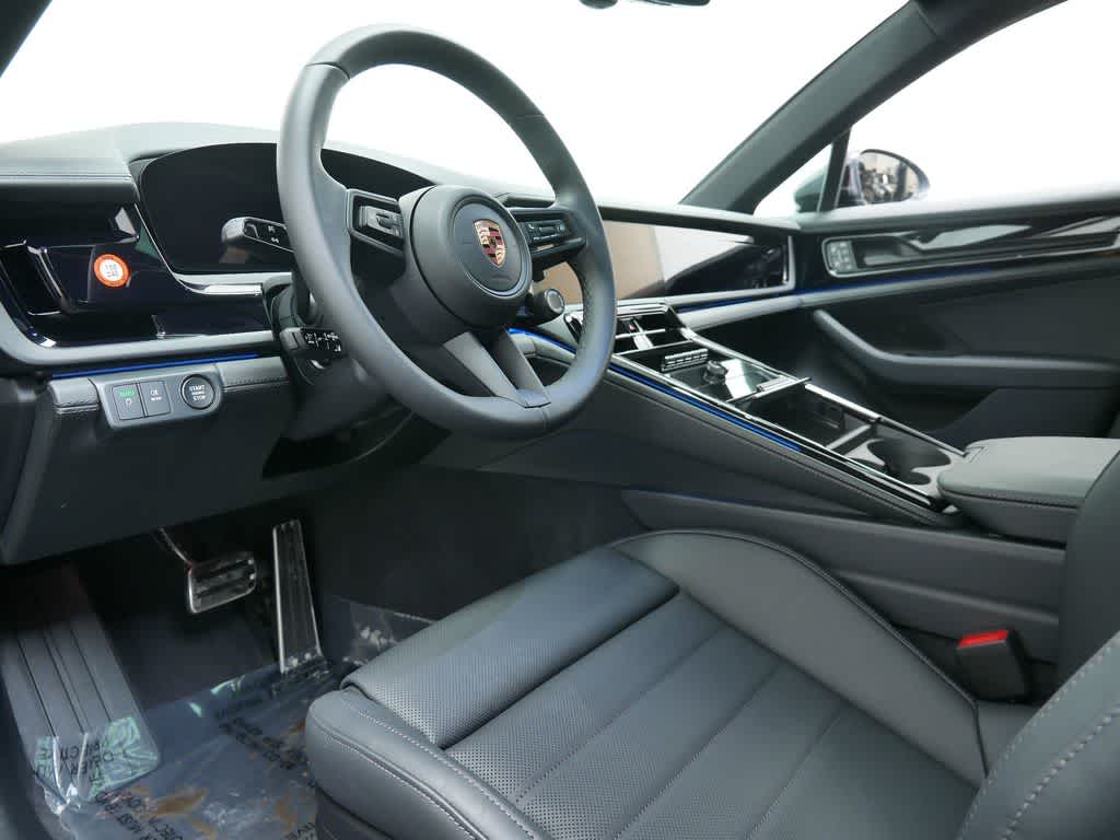 Thumbnail: 2026 Porsche Panamera - 4