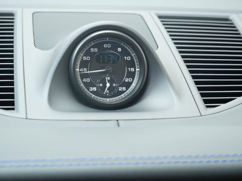 Thumbnail: 2023 Porsche Macan - 29