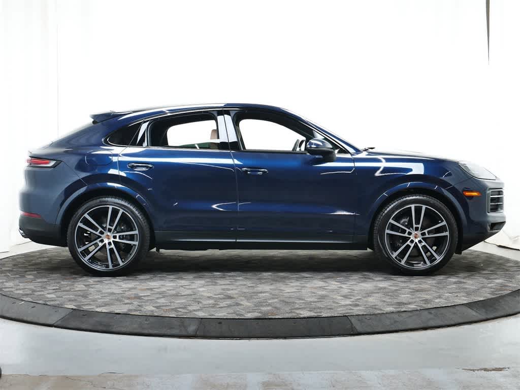 Thumbnail: 2025 Porsche Cayenne - 6