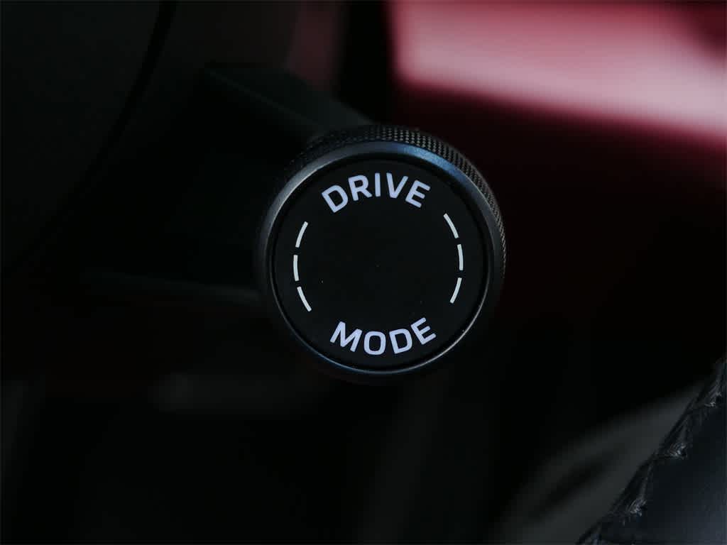 Thumbnail: 2021 Porsche Taycan - 25