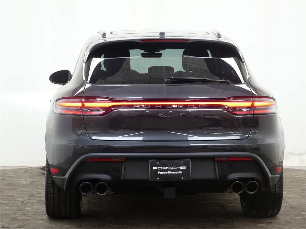 Thumbnail: 2026 Porsche Macan - 6
