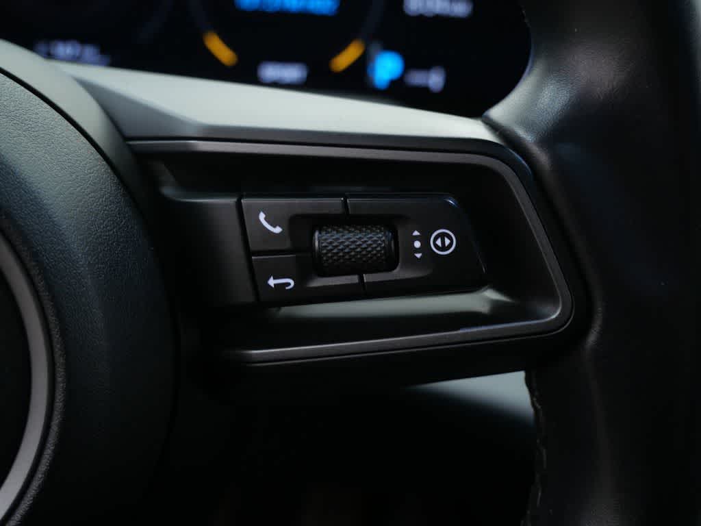 Thumbnail: 2021 Porsche Taycan - 20