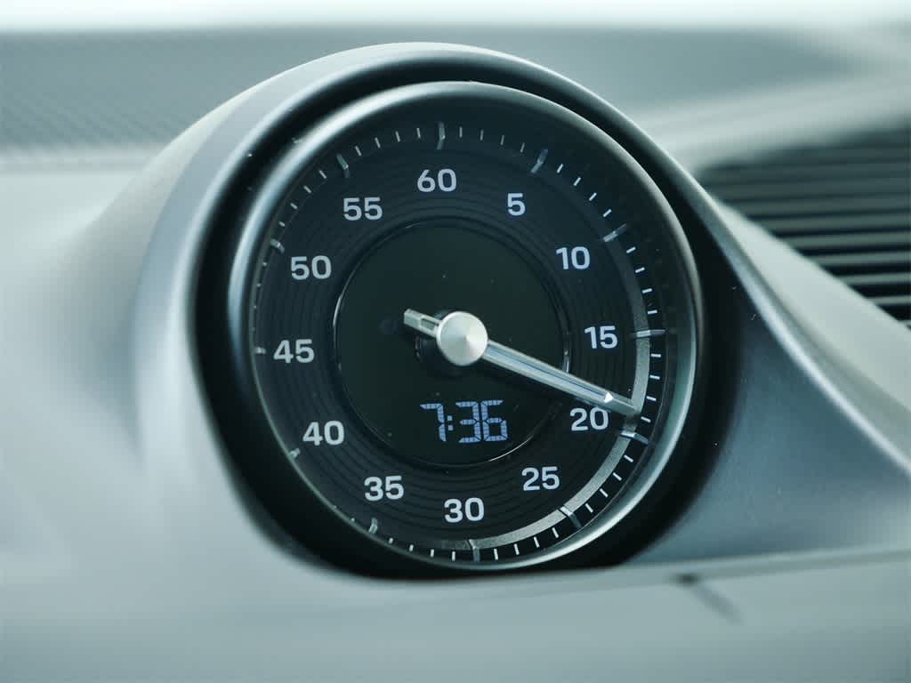 Thumbnail: 2025 Porsche Cayenne - 25