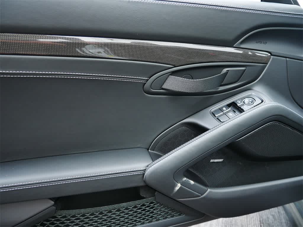Thumbnail: 2019 Porsche 911 - 11