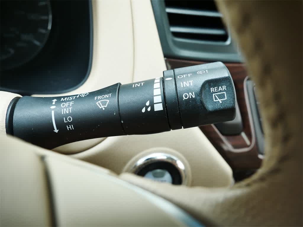 Thumbnail: 2015 Nissan Pathfinder - 21