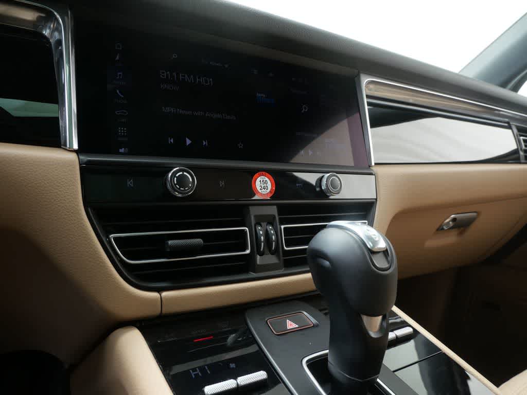 Thumbnail: 2026 Porsche Macan - 17