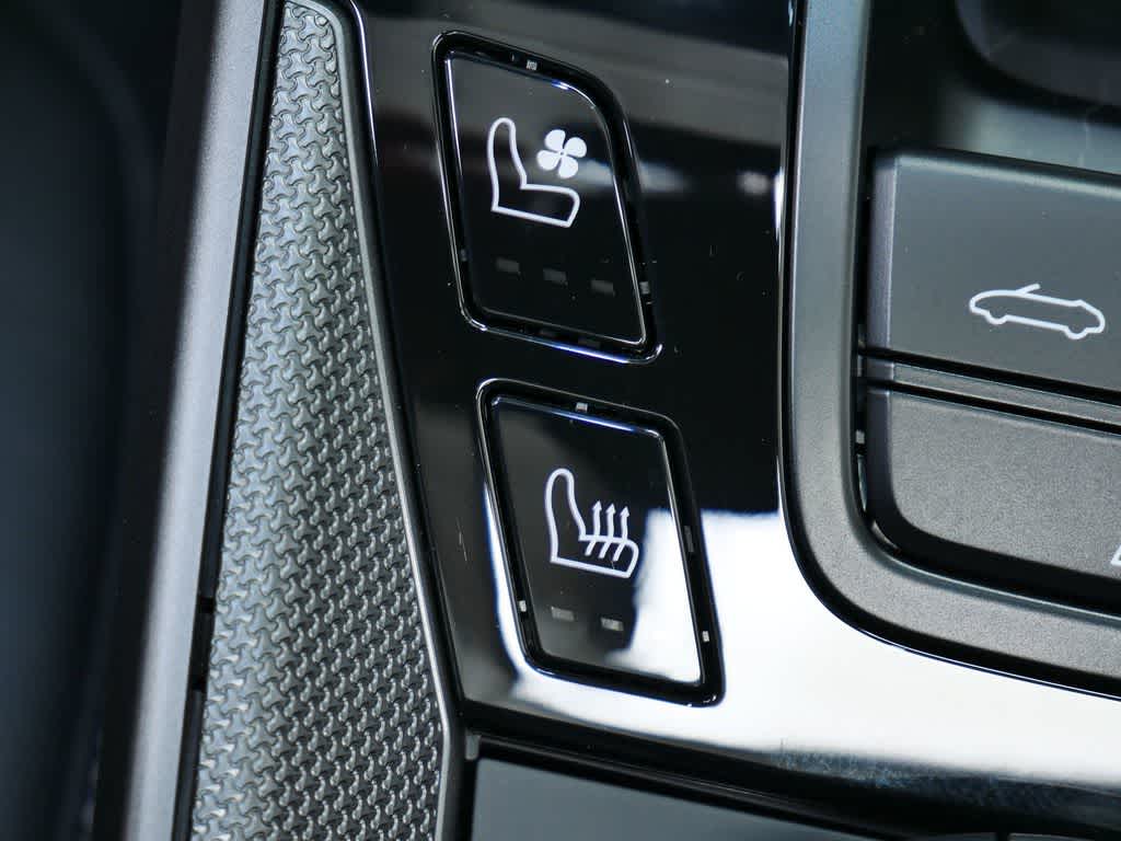 Thumbnail: 2026 Porsche 911 - 26