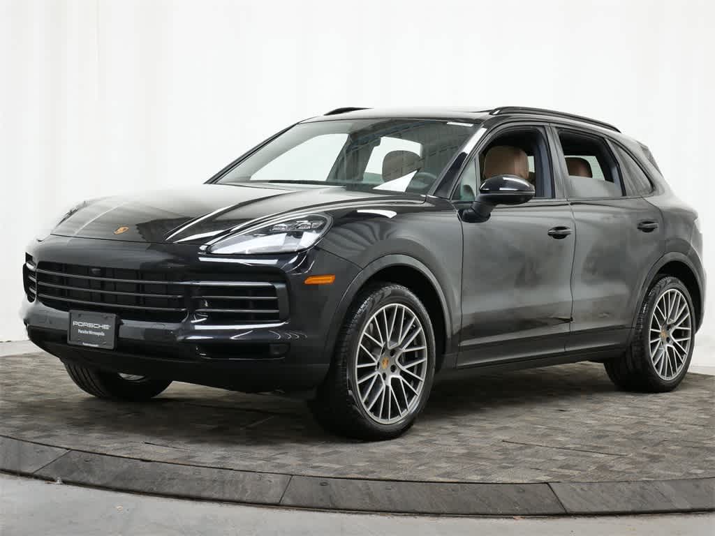 Thumbnail: 2022 Porsche Cayenne - 1
