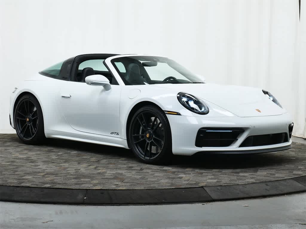 Thumbnail: 2023 Porsche 911 - 9